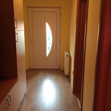 Apartmani Malina 3 Bijeljina Eksteriør billede
